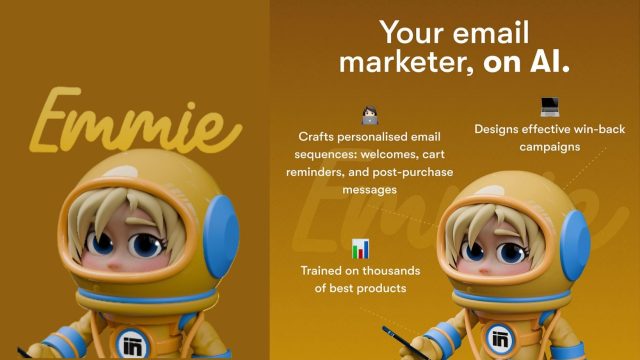 Animated-astronaut-sending-emails,-automating-campaigns-and-tracking-results.